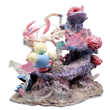 Lade das Bild in den Galerie-Viewer, Feelinara Sylveon Insel Statue Figur Pokemon (ca. 20cm)