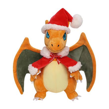 Lade das Bild in den Galerie-Viewer, Glurak Charizard im Weichnachts Look (ca. 26cm)