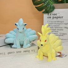 Lade das Bild in den Galerie-Viewer, Magisches Vulnona Ninetales Plüschtier – Normal, Alola oder Schillernd