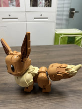 Lade das Bild in den Galerie-Viewer, Große Evoli Eevee Klemm-Baustein Figur (587 Bausteine, 19x21cm)
