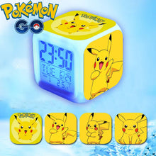 Lade das Bild in den Galerie-Viewer, Niedlicher LED Wecker mit Pikachu Motiven