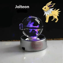 Lade das Bild in den Galerie-Viewer, Kristall Pokeball mit 3D Effekt Realxo Mewtu Pikachu uvm. kaufen