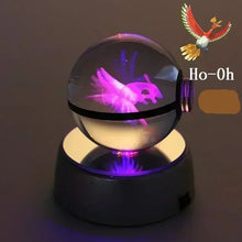 Lade das Bild in den Galerie-Viewer, Kristall Pokeball mit 3D Effekt Realxo Mewtu Pikachu uvm. kaufen