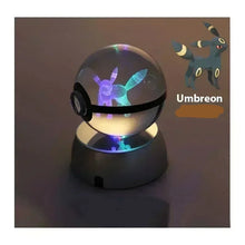 Lade das Bild in den Galerie-Viewer, Kristall Pokeball mit 3D Effekt Realxo Mewtu Pikachu uvm. kaufen
