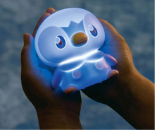 Lade das Bild in den Galerie-Viewer, Niedliche Pichu oder Plinfa Lampe Nachtlicht