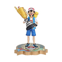 Lade das Bild in den Galerie-Viewer, Ash Ketchum mit Pokal Pokemon Figur
