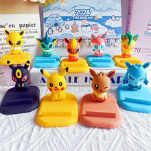 Lade das Bild in den Galerie-Viewer, Pikachu, Evoli, Evoli Entwicklungen Handyständer in vielen Motiven und Farben