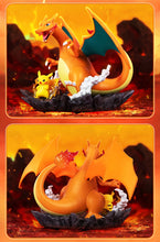 Lade das Bild in den Galerie-Viewer, Glurak Charizard mit Pikachu Figur Statue