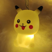 Lade das Bild in den Galerie-Viewer, Pikachu Licherkette mit 10x Pikachu (ca. 1.5M)