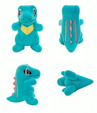 Lade das Bild in den Galerie-Viewer, XXL Totodile Karnimani Plüsch Pokemon (ca. 30cm oder 45cm)