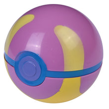 Lade das Bild in den Galerie-Viewer, Pokémon Pokéball mit Figur in verschiedenen Ausführungen kaufen
