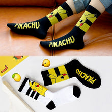 Lade das Bild in den Galerie-Viewer, Stylishe Pokemon Pikachu Socken kaufen