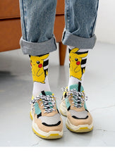 Lade das Bild in den Galerie-Viewer, Stylishe Pokemon Pikachu Socken kaufen