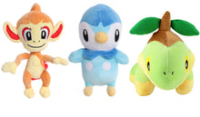 Lade das Bild in den Galerie-Viewer, Panflam, Plinfa oder Chelast Plüschtiere aus Pokemon Strahlender Diamant und Leuchtende Perle kaufen