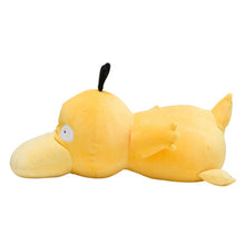 Lade das Bild in den Galerie-Viewer, Plüschtier Pokémon liegender Enton Psyduck, ca. 45cm kaufen