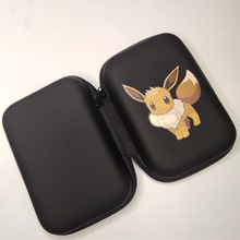 Lade das Bild in den Galerie-Viewer, Schutz- und Sammel Tasche für Pokemon Karten (50 Stk.) kaufen