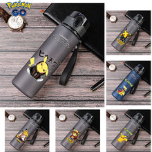 Lade das Bild in den Galerie-Viewer, Sport und Trinkflasche mit Pokemon Pikachu Motiv kaufen
