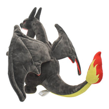 Lade das Bild in den Galerie-Viewer, Plüschfigur Pokémon schillernder Glurak - Shiny Charizard (ca. 38cm) kaufen