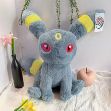 Lade das Bild in den Galerie-Viewer, Fluffiges Umbreon Nachtara XXL Kuschel Pokemon (ca. 50cm)
