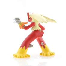 Lade das Bild in den Galerie-Viewer, Blaziken Lohgock Pokemon Figur
