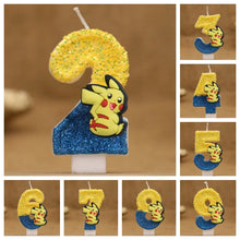 Lade das Bild in den Galerie-Viewer, Pokemon Geburtstagskerze mit Jahreszahl und Pikachu Motiv

