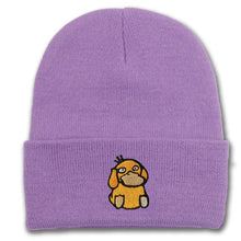 Lade das Bild in den Galerie-Viewer, Süße Enton Psyduck Mützen Beanies für die kalte Jahreszeit in tollen Farben
