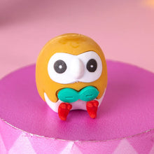 Lade das Bild in den Galerie-Viewer, Pokemon 32 Blind Box Tüten mit Figur in Geschenk-Box
