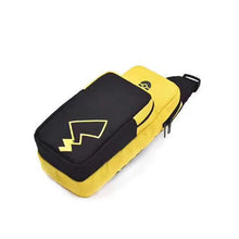 Lade das Bild in den Galerie-Viewer, Coole Pokemon Crossbody Sling Tasche in Pokeball oder Pika Motiv
