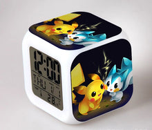 Lade das Bild in den Galerie-Viewer, Pokemon Anime Wecker mit LED und Alarm Funktion in vielen Motiven
