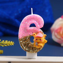 Lade das Bild in den Galerie-Viewer, Pinke Pikachu Glitter Kerze mit Jahreszahl für tolle Geburtstage
