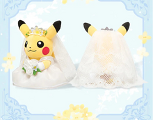 Lade das Bild in den Galerie-Viewer, Pikachu als Hochzeitspaar Pikachu Hochzeit Plüsch Figuren
