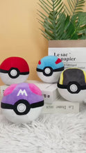 Laden und Abspielen von Videos im Galerie-Viewer, Pokeball Plüsch Masterbälle 4 Stk. im Set (ca. 12cm)
