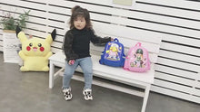 Laden und Abspielen von Videos im Galerie-Viewer, Pokemon Kindergarten oder Schul Rucksack
