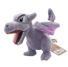 Lade das Bild in den Galerie-Viewer, Aerodactyl Stofftier Pokemon (ca. 20cm) kaufen
