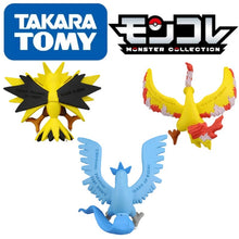Lade das Bild in den Galerie-Viewer, Pokémon Pokébälle mit Legendären und selten Pokémonfiguren kaufen
