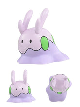 Lade das Bild in den Galerie-Viewer, Pokémon Pokébälle mit Legendären und selten Pokémonfiguren kaufen
