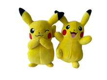 Lade das Bild in den Galerie-Viewer, Liebliche Plüsch Pikachus in 3 verschiedenen Varianten kaufen
