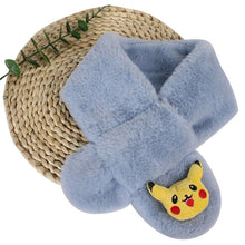 Lade das Bild in den Galerie-Viewer, Pokemon Pikachu Flauschiger Winterschal für Kinder kaufen

