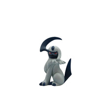 Lade das Bild in den Galerie-Viewer, Pokemon Unite Absol Figur (ca. 5cm) kaufen
