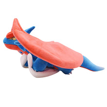 Lade das Bild in den Galerie-Viewer, Mega Brutalanda Salamence Plüsch / Stoff Pokemon (ca. 45cm) kaufen
