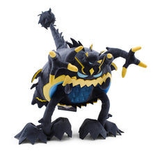Lade das Bild in den Galerie-Viewer, Schlingking Guzzlord Plüsch Pokemon Kuscheltier (ca. 25cm) kaufen
