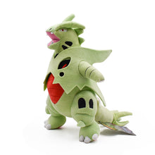 Lade das Bild in den Galerie-Viewer, Mega Despotar / Tyranitar Plüsch Pokemon Kuscheltier (ca. 30cm) kaufen
