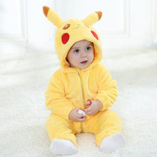 Lade das Bild in den Galerie-Viewer, Pokemon Baby Kinder Pyjama Schlafanzug im süßen Pikachu Look kaufen
