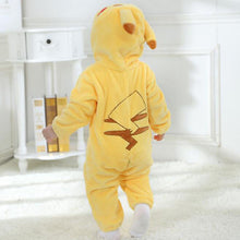 Lade das Bild in den Galerie-Viewer, Pokemon Baby Kinder Pyjama Schlafanzug im süßen Pikachu Look kaufen
