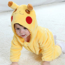 Lade das Bild in den Galerie-Viewer, Pokemon Baby Kinder Pyjama Schlafanzug im süßen Pikachu Look kaufen
