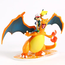 Lade das Bild in den Galerie-Viewer, Ash Ketchum &amp; Charizard / Glurak Lizardon Sammel Figur Pokemon kaufen
