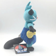 Lade das Bild in den Galerie-Viewer, Zwottronin Dewott Pokemon Stofftier (ca. 25cm) kaufen
