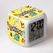 Lade das Bild in den Galerie-Viewer, Pokemon Digital Wecker / Uhr - 7 Farben (19 verschiedene Motive) kaufen
