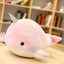 Lade das Bild in den Galerie-Viewer, XXL Regenbogen Einhorn Wal - Narwal Kuscheltier (75cm) kaufen
