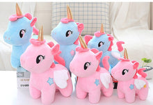 Lade das Bild in den Galerie-Viewer, Zuckersüße Einhorn Kuscheltiere mit Herzchen Deko (25cm oder 30cm) kaufen
